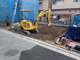 基礎　掘削作業