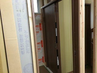 建具取付け