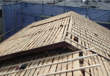 屋根材の葺き替え
